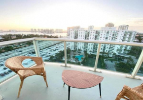 Zen Vacation Rentals Modern Penthouse Across Ocean